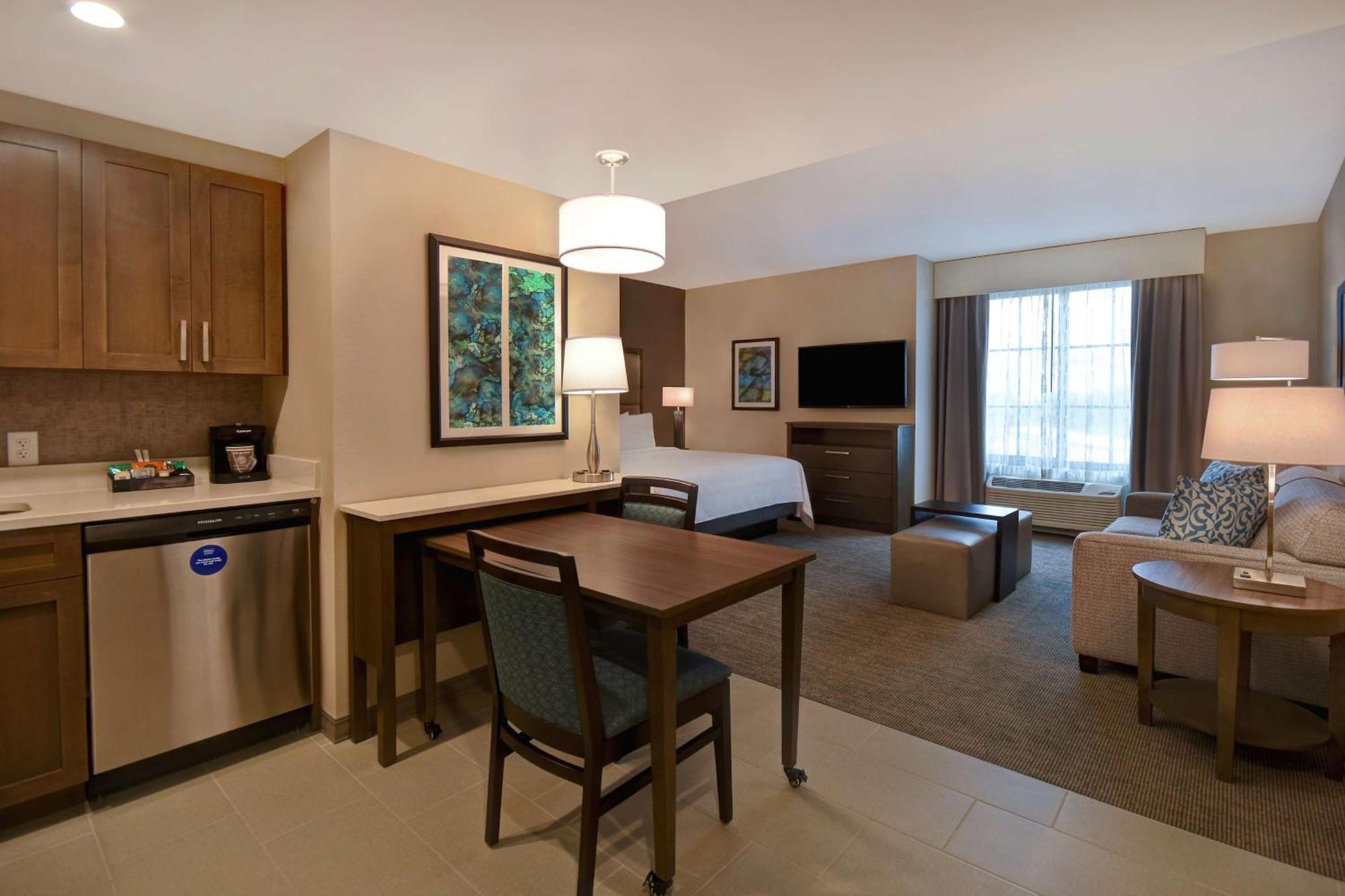 Hotel Homewood By Hilton Orlando Flamingo Crossings, Fl Four Corners